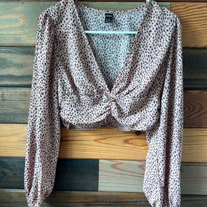 Shein Printed Crop Top with Long Sleeves Size S Pale Pink and Black